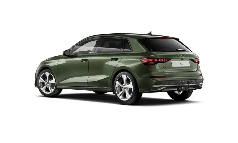 Usata Audi A3 Advanced 116 CV (85 kW) 2025 Verde Berlina