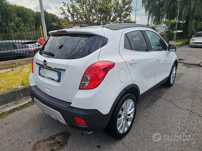 Usata Opel Mokka Cosmo 140 CV (102 kW) 2016 Bianco SUV