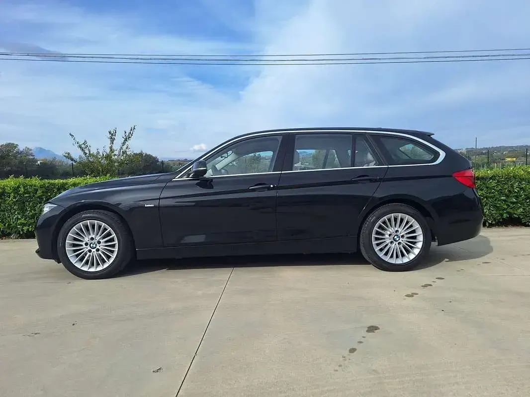 Usata BMW 316 Luxury Line 116 CV (85 kW) 2017 Station wagon