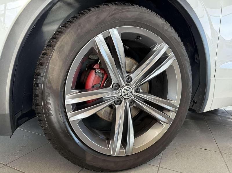 Usata VW Tiguan Sportline 125 CV (91 kW) 2018 Bianco SUV