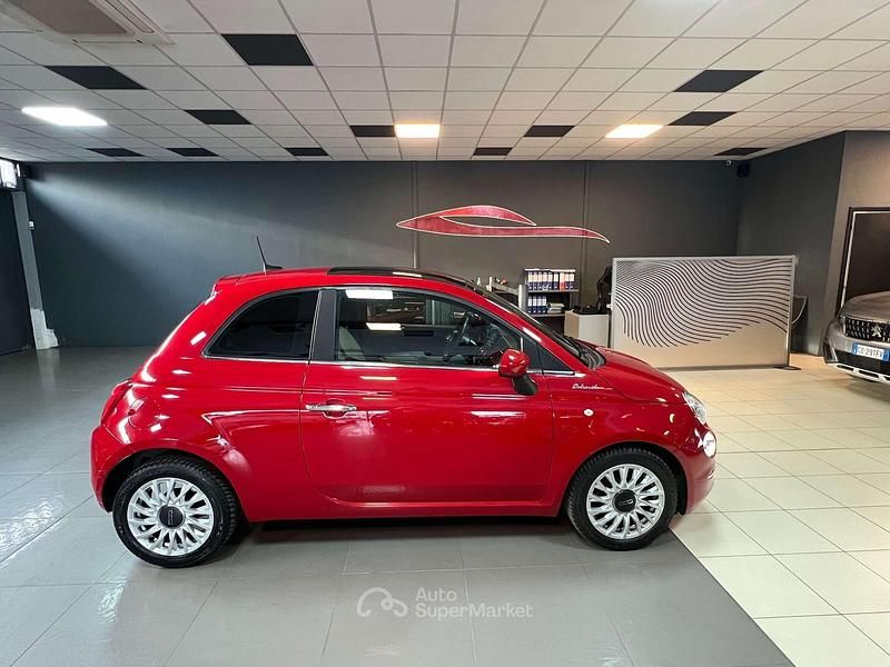 Usata Fiat 500 Dolcevita 69 CV (50 kW) 2021 Rosso Utilitaria