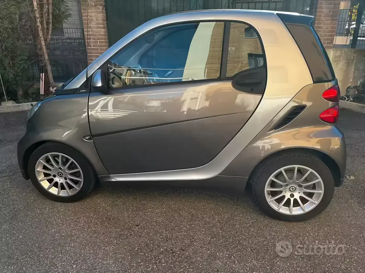 Usata Smart ForTwo Coupé 71 CV (52 kW) 2011 Coupé