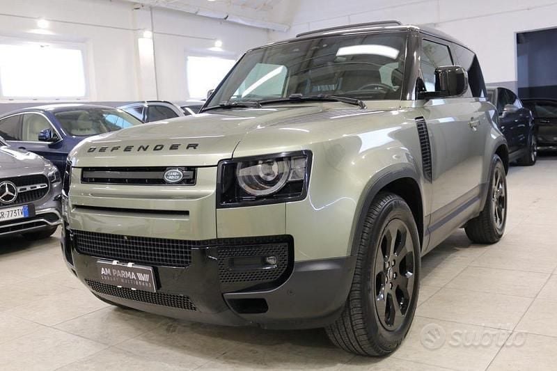 Usata Land Rover Defender SE 200 CV (147 kW) 2023 Verde SUV