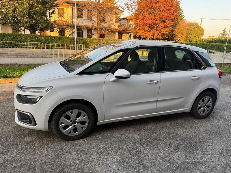 Usata Citroën C4 110 CV (80 kW) 2018 Bianco Monovolume