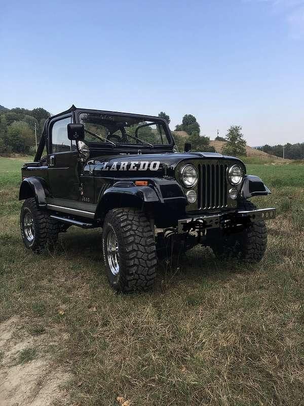 Usata Jeep CJ Laredo 121 CV (88 kW) 1984 SUV