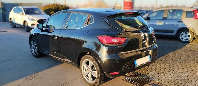 Usata Renault Clio IV 75 CV (55 kW) 2014 Nero Berlina