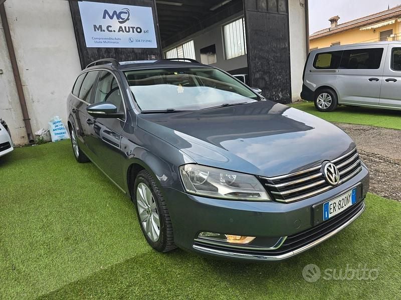 Usata VW Passat 105 CV (77 kW) 2013 Grigio Station wagon