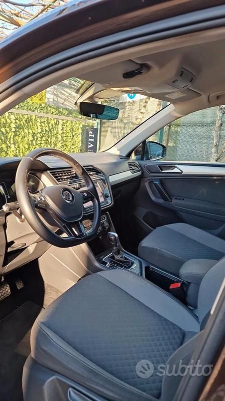 Usata VW Tiguan 150 CV (110 kW) 2016 Marrone SUV