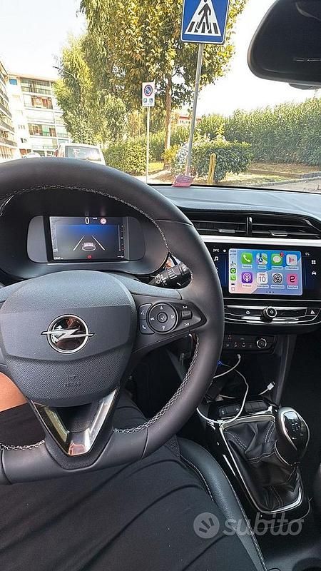 Usata Opel Corsa 75 CV (55 kW) 2024 Nero Berlina