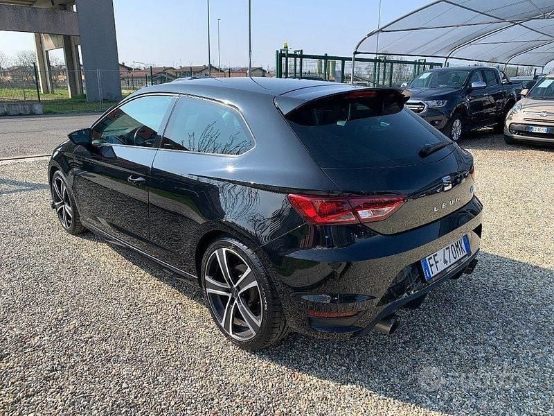 Usata Seat Leon FR 184 CV (135 kW) 2016 Nero Coupé