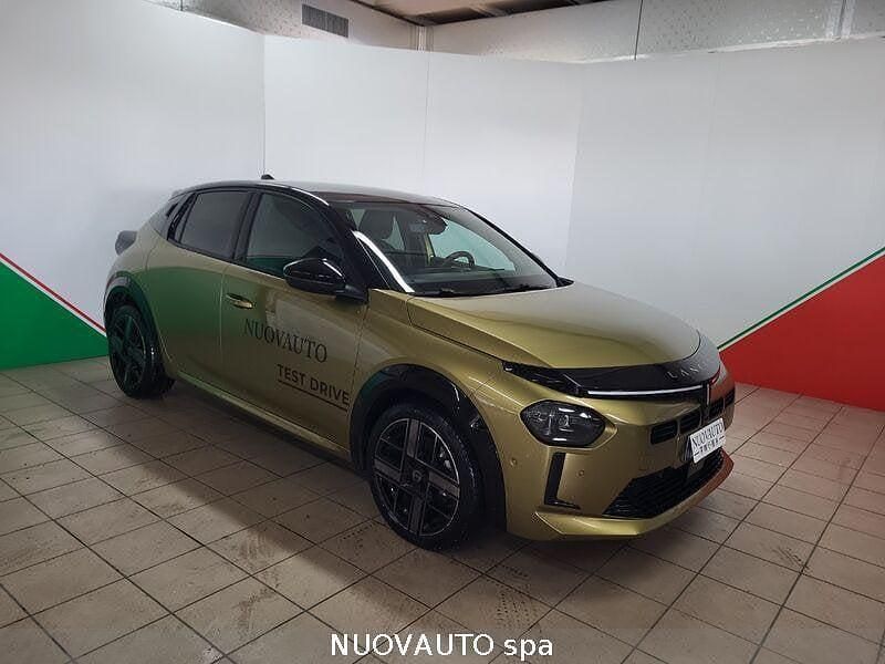 Usata Lancia Ypsilon 101 CV (74 kW) 2024 Bianco Utilitaria