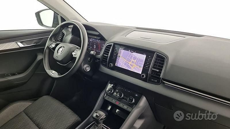 Usata Skoda Karoq Style 116 CV (85 kW) 2023 Grigio SUV