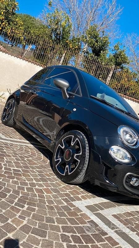 Nero Usata 2019 Fiat 500S S Due volumi | 9000 € (Buon prezzo) - Immagine 1/3
