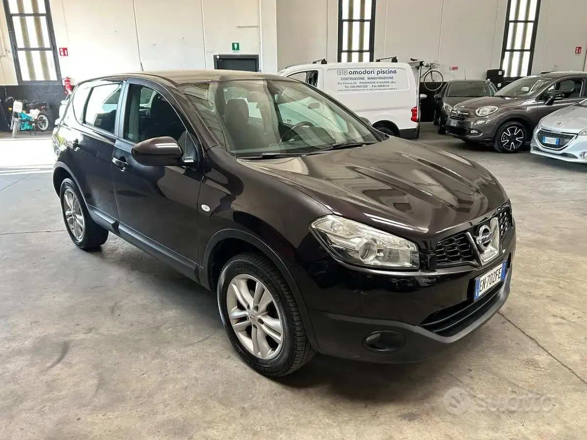 Usata Nissan Qashqai Tekna 131 CV (96 kW) 2012 Nero SUV