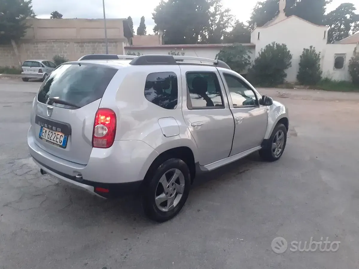 Usata Dacia Duster 109 CV (80 kW) 2013 Grigio SUV