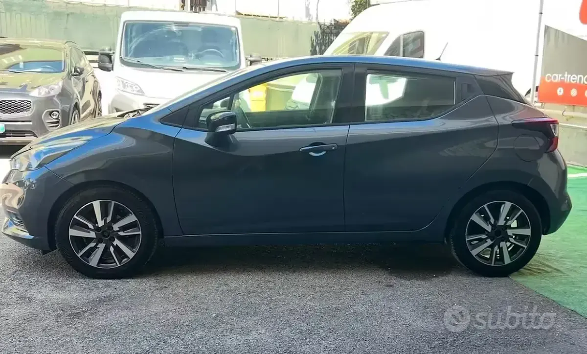 Usata Nissan Micra N-Connecta 90 CV (66 kW) 2019 Grigio Utilitaria