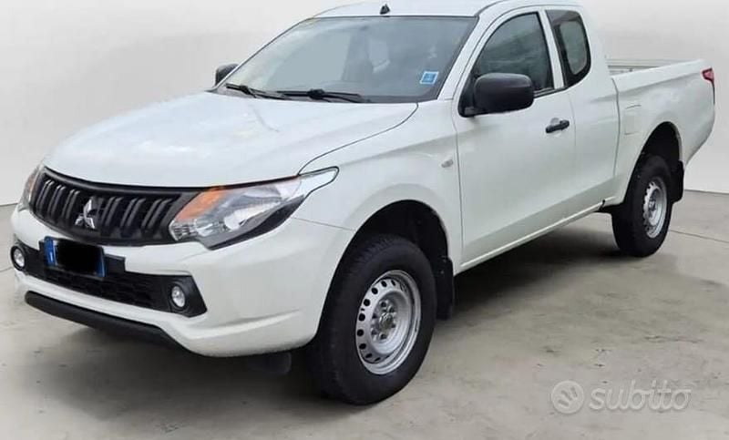 Usata Mitsubishi L200 Select 150 CV (110 kW) 2021 Bianco Pick-up