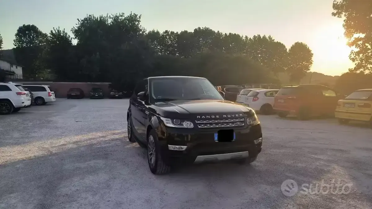 Usata Land Rover Range Rover 249 CV (183 kW) 2015 Bluazzurro SUV