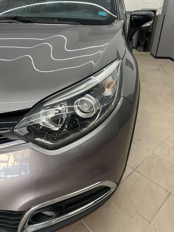 Usata Renault Captur 90 CV (66 kW) 2013 Grigio SUV