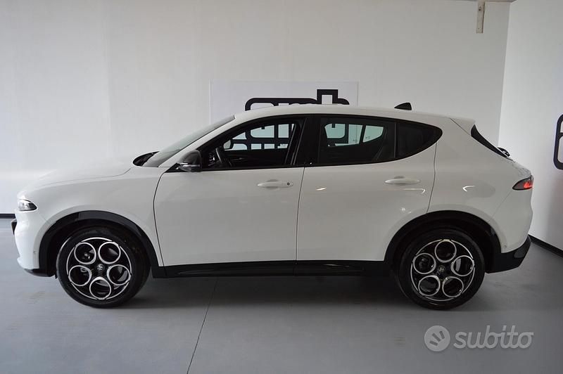 Usata Alfa Romeo Tonale Sprint 131 CV (96 kW) 2024 Bianco SUV