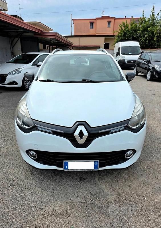 Usata Renault Clio GrandTour 90 CV (66 kW) 2015 Bianco Station wagon