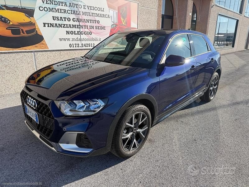 Blu/azzurro Usata 2023 Audi A1 Berlina | 21.900 € (Super prezzo) - Immagine 1/4