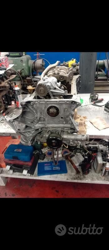 Usata Mercedes C220 170 CV (125 kW) 2009 Grigio Berlina