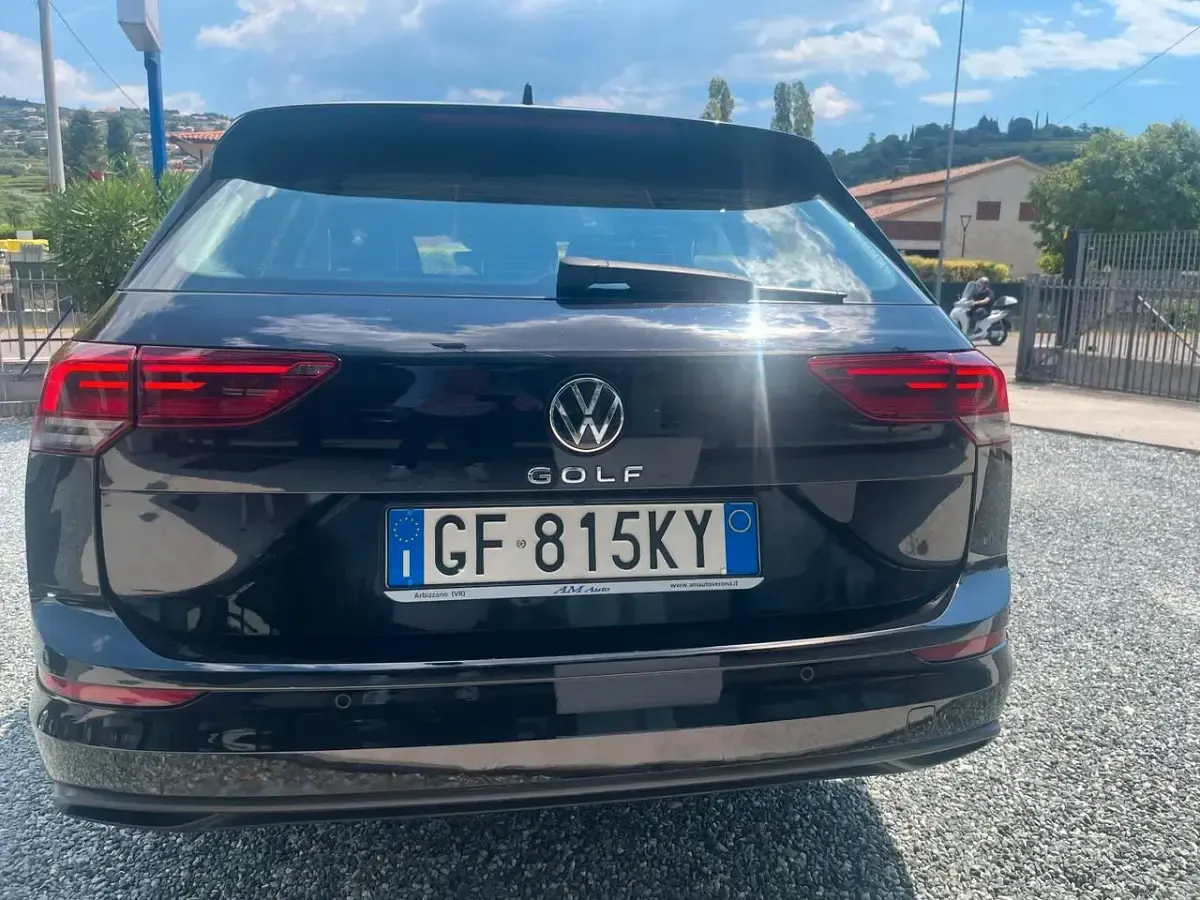 Usata VW Golf VIII 115 CV (84 kW) 2021 Nero Station wagon