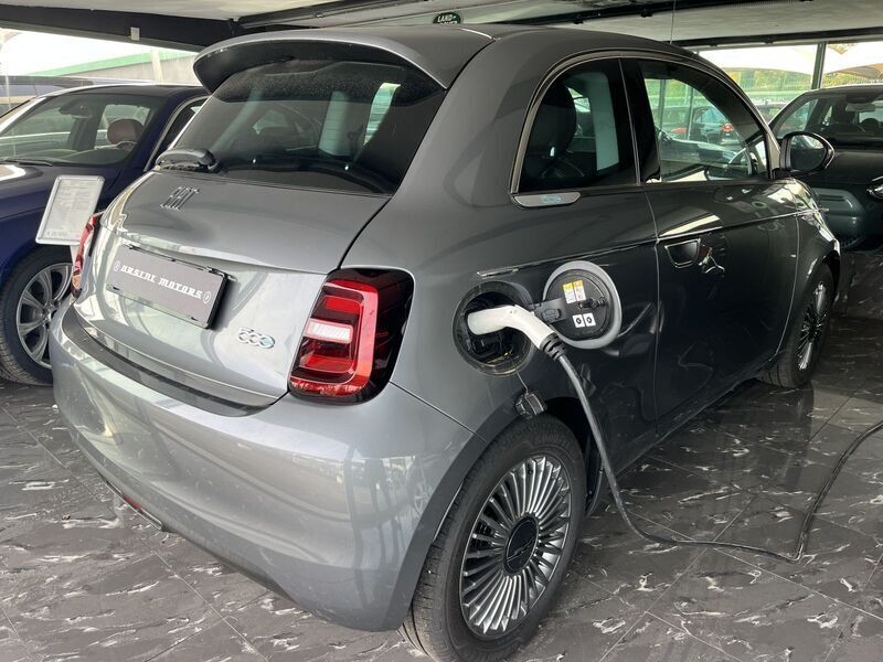 Brugt Fiat 500e 86 kW (118 HK) 2024 Grå