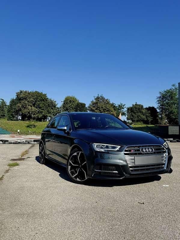 Usata 2019 Audi S3 Tre volumi | 28.000 € (Buon prezzo) - Immagine 1/4