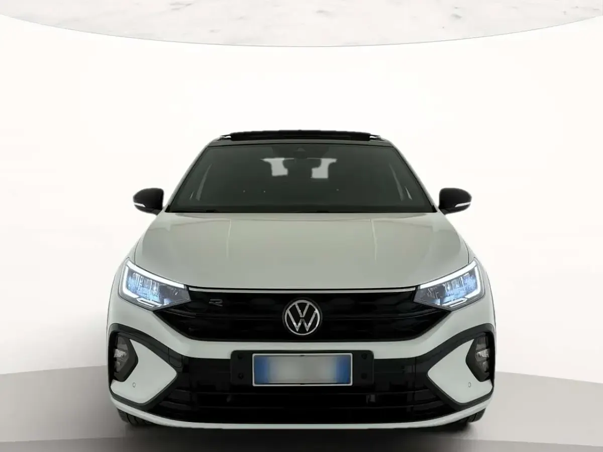 Usata VW Taigo R-line 110 CV (80 kW) 2023 Pure white SUV