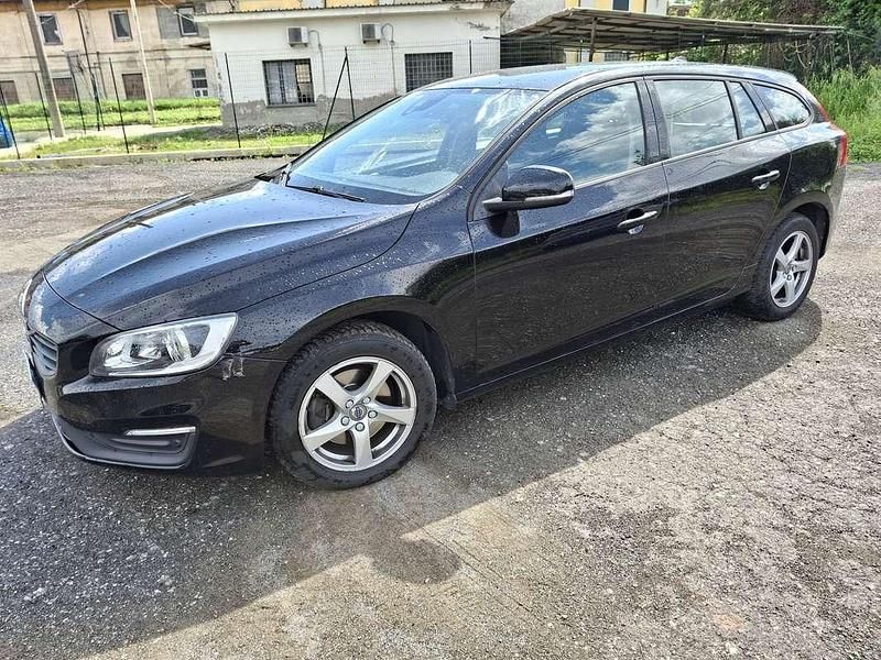 Usata Volvo V60 Business Edition 136 CV (100 kW) 2016 Station wagon