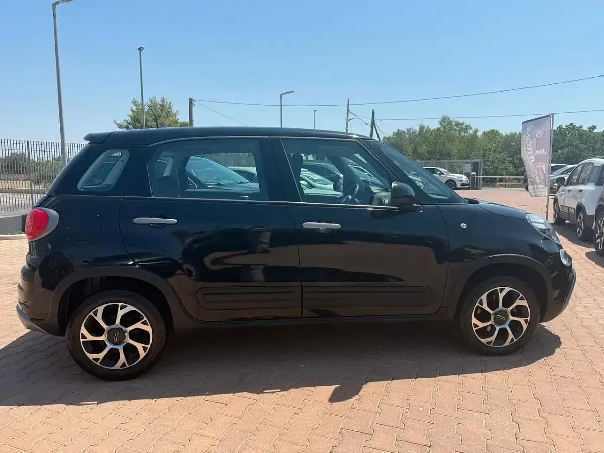 Usata Fiat 500L Cross 95 CV (69 kW) 2021 Nero Monovolume