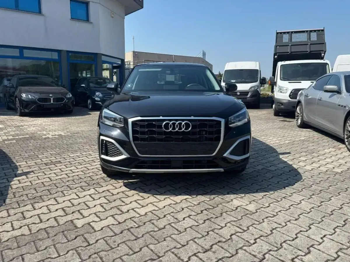 Usata Audi Q2 Business 110 CV (80 kW) 2023 Nero SUV