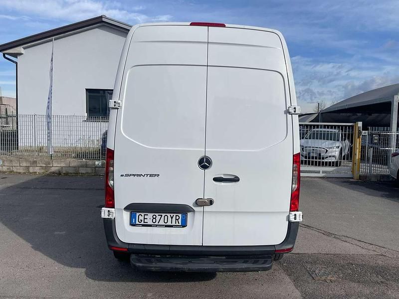 Usata Mercedes E-Sprinter 69 kW (95 CV) 2021 Bianco Furgone