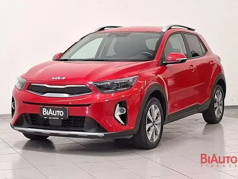Usata Kia Stonic Style 84 CV (61 kW) 2023 Rosso SUV