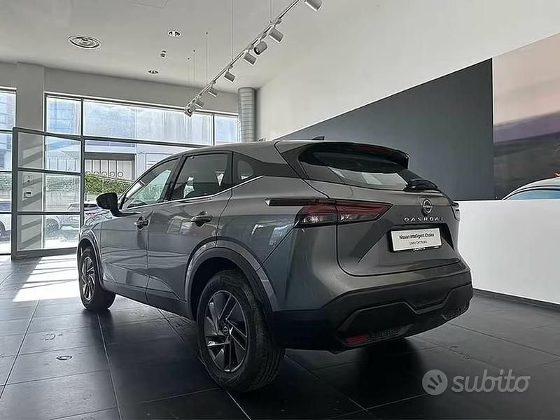 Usata Nissan Qashqai 140 CV (102 kW) 2022 Dark metal grey SUV