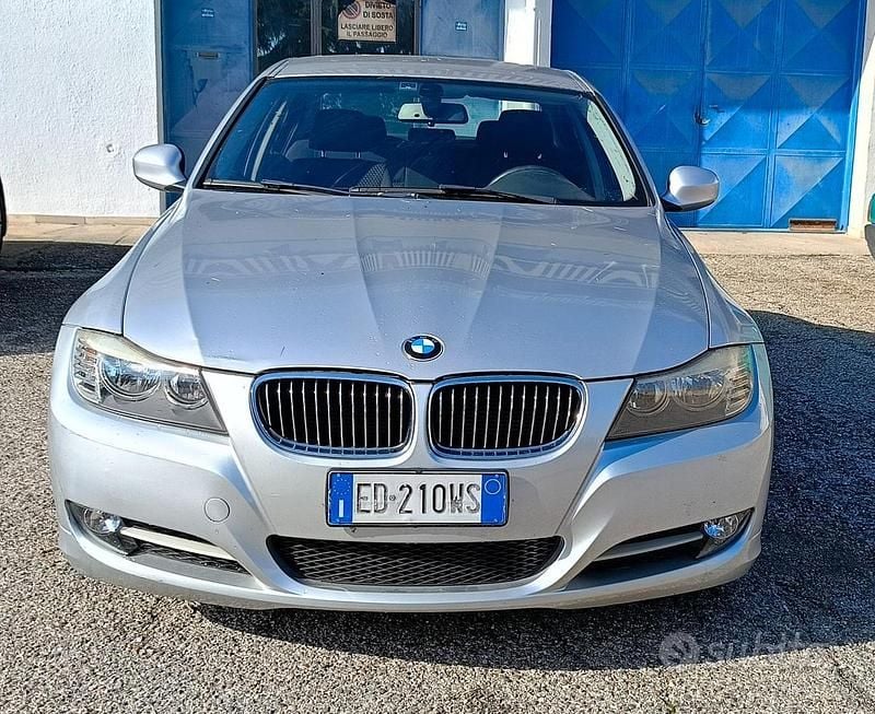 Usata BMW 316 116 CV (85 kW) 2010 Grigio Berlina