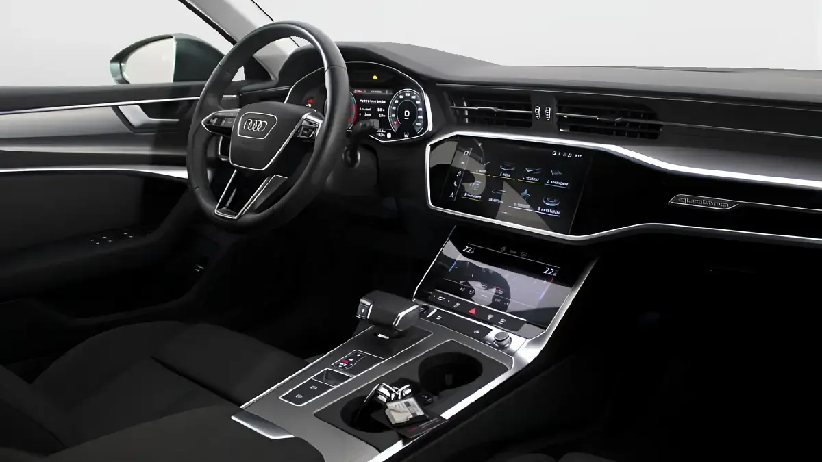 Usata Audi A6 S-Line 204 CV (150 kW) 2024 Grigio daytona perla Station wagon