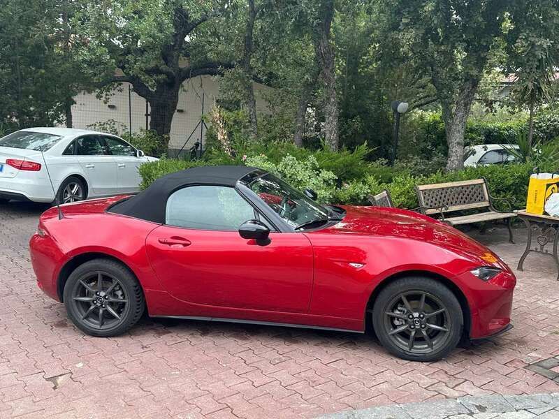 Rosso Usata 2017 Mazda MX5 Exceed Cabrio | 23.900 € (Buon prezzo) - Immagine 1/4