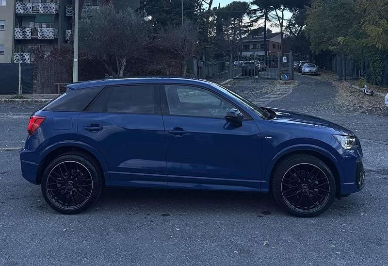 Usata Audi Q2 Ambiente 150 CV (110 kW) 2025 Blu SUV