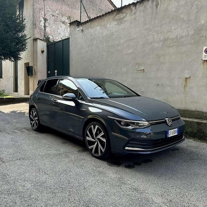 Usata VW Golf VIII Style 131 CV (96 kW) 2021 Berlina