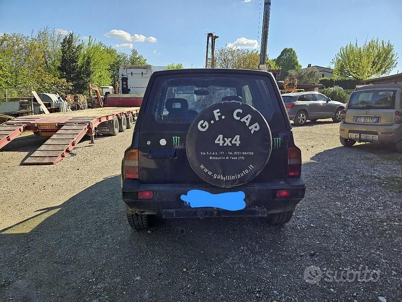Usata Suzuki Vitara 1993 Nero SUV