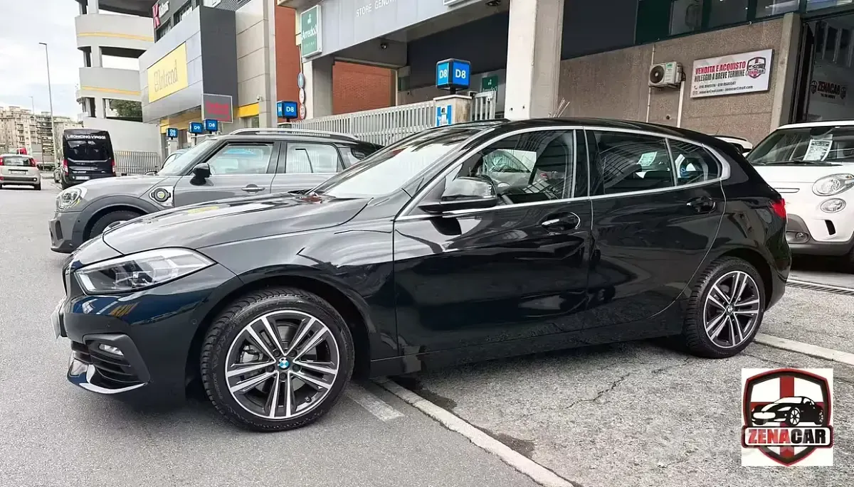 Usata BMW 116 Advantage 116 CV (85 kW) 2022 Nero Utilitaria