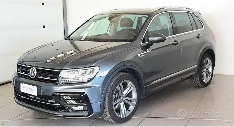 Usata VW Tiguan R-line 116 CV (85 kW) 2018 Marrone SUV