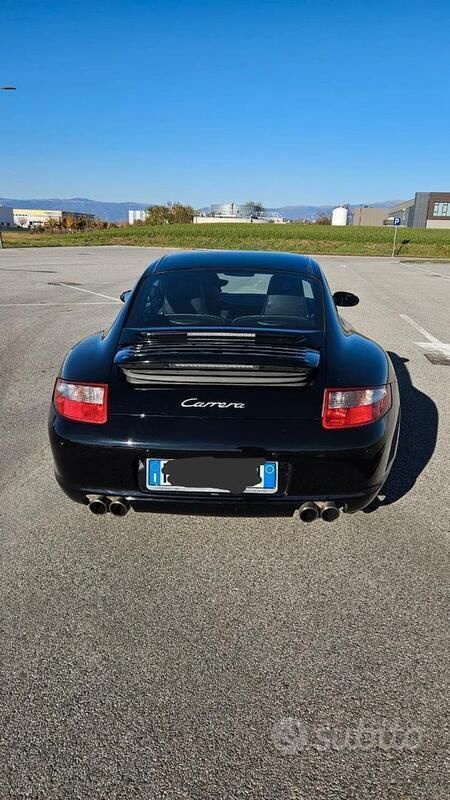 Usata Porsche 911 325 CV (239 kW) 2004 Nero Coupé