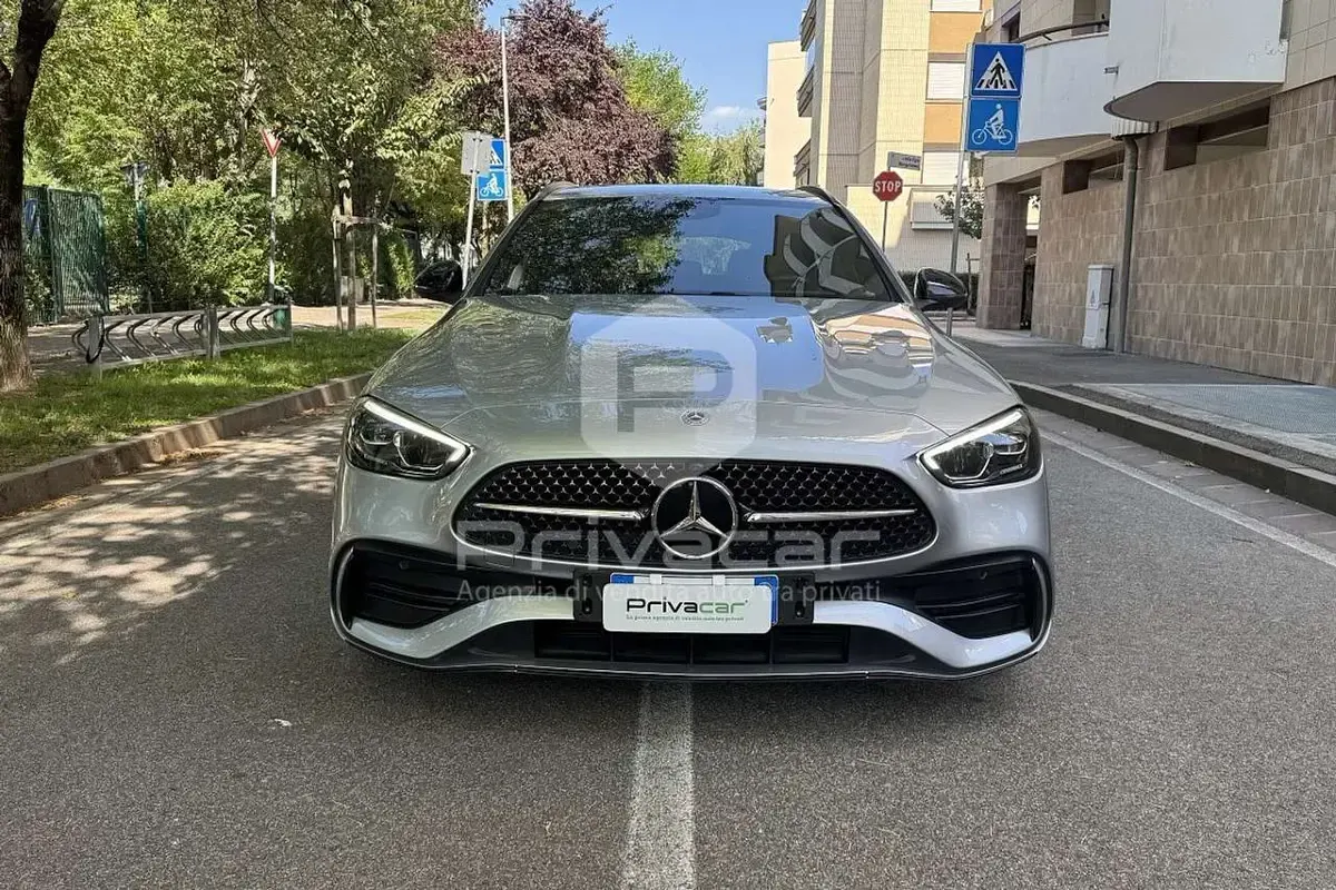 Usata Mercedes C300 Premium 265 CV (194 kW) 2022 Grigio Station wagon