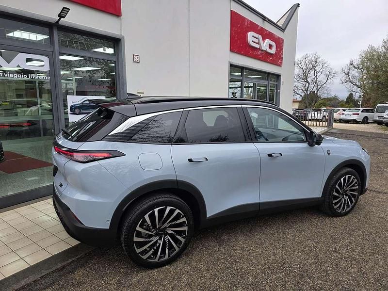 Nuova Tiger Six 167 CV (122 kW) 2026 Lunar eclipse SUV