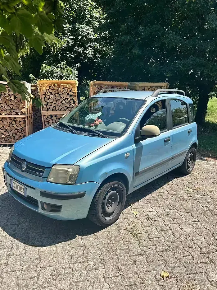 Usata Fiat Panda 60 CV (44 kW) 2005 Bluazzurro Utilitaria