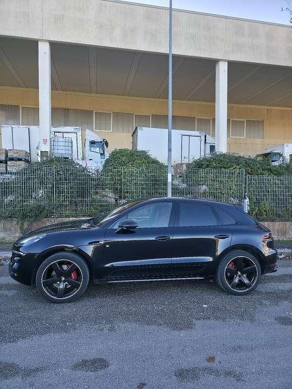 Usata Porsche Macan Turbo 400 CV (294 kW) 2016 SUV